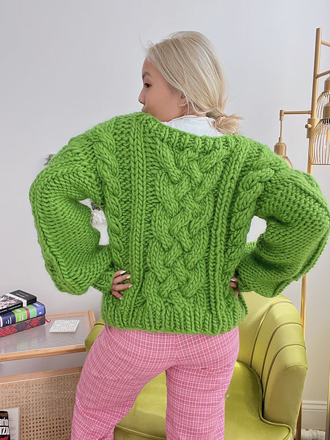 Williamsburg Sweater V Neck