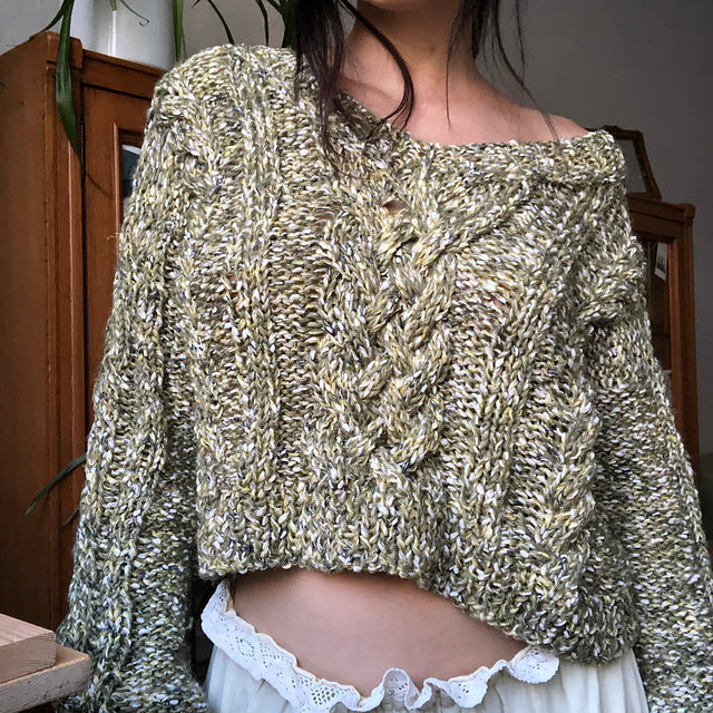 Williamsburg Sweater V Neck Lite Pattern