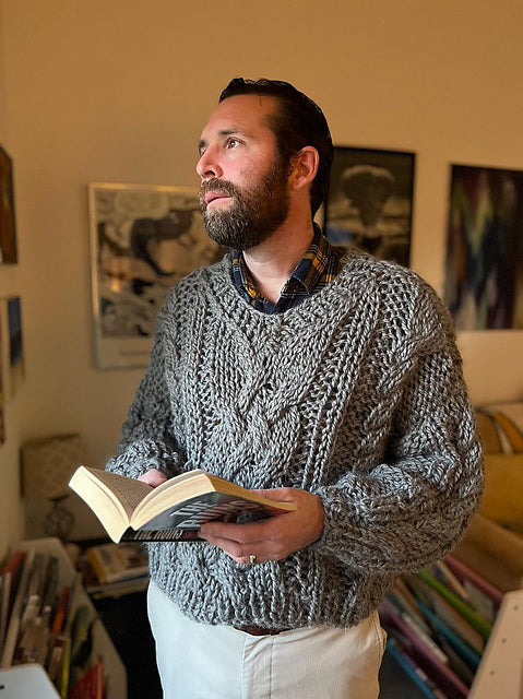 Williamsburg Sweater V Neck