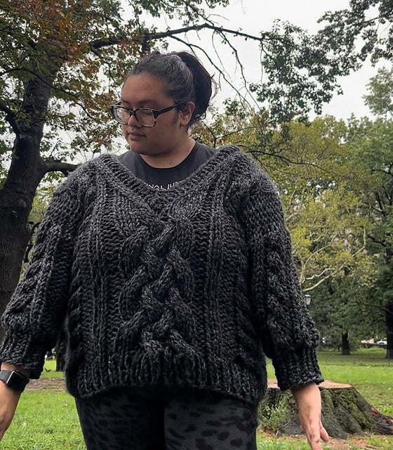 Williamsburg Sweater V Neck