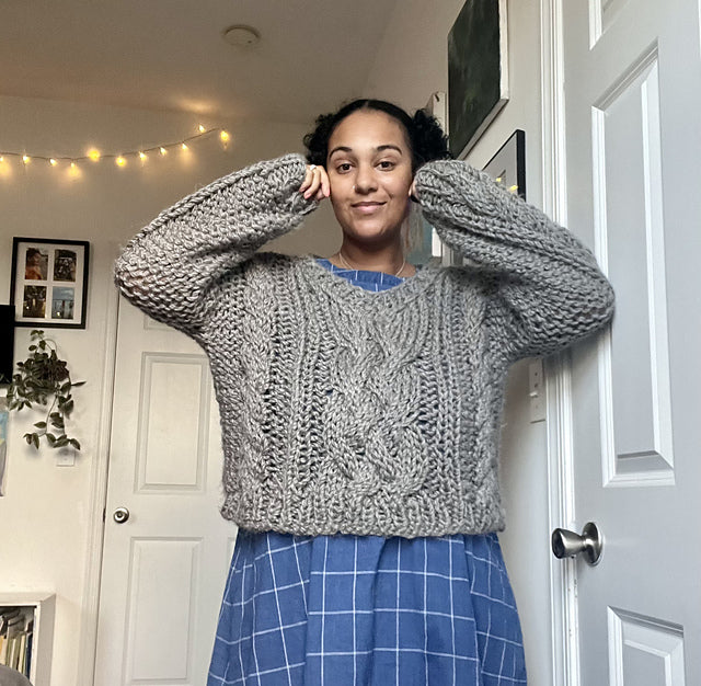 Williamsburg Sweater V Neck