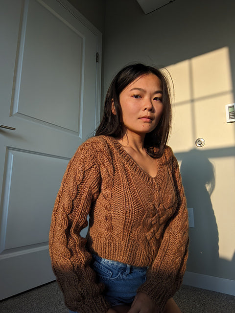 Williamsburg Sweater V Neck Lite Pattern