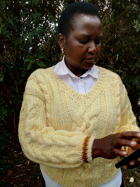 Williamsburg Sweater V Neck Lite Pattern